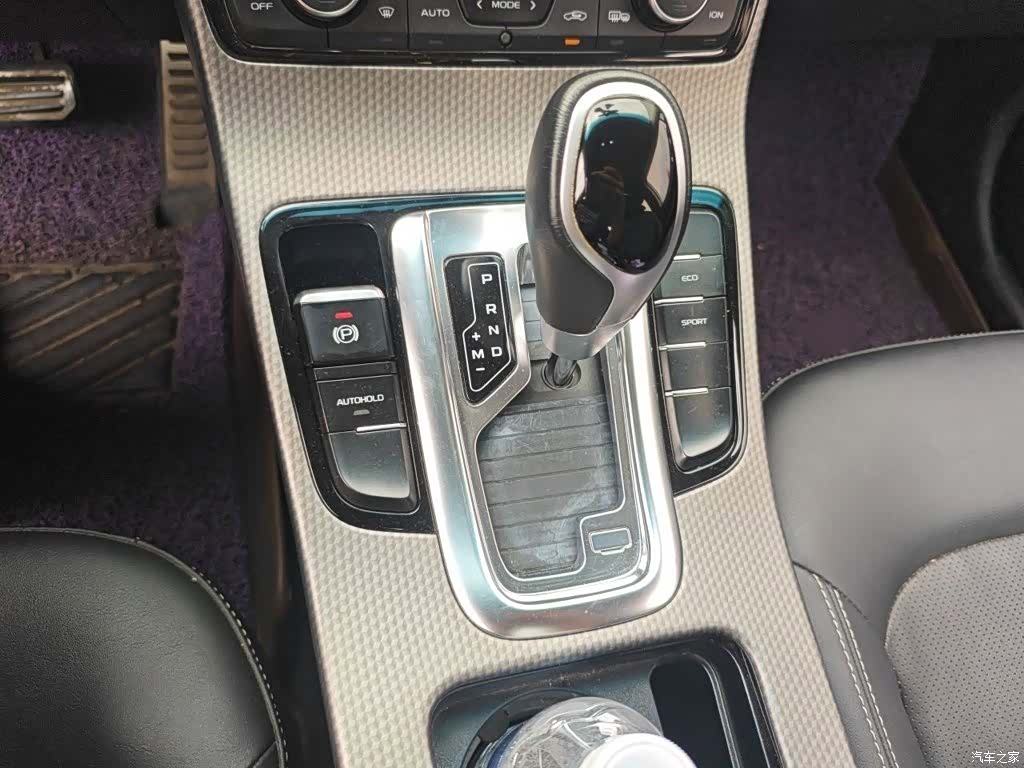 Geely Emgrand, 2016 7