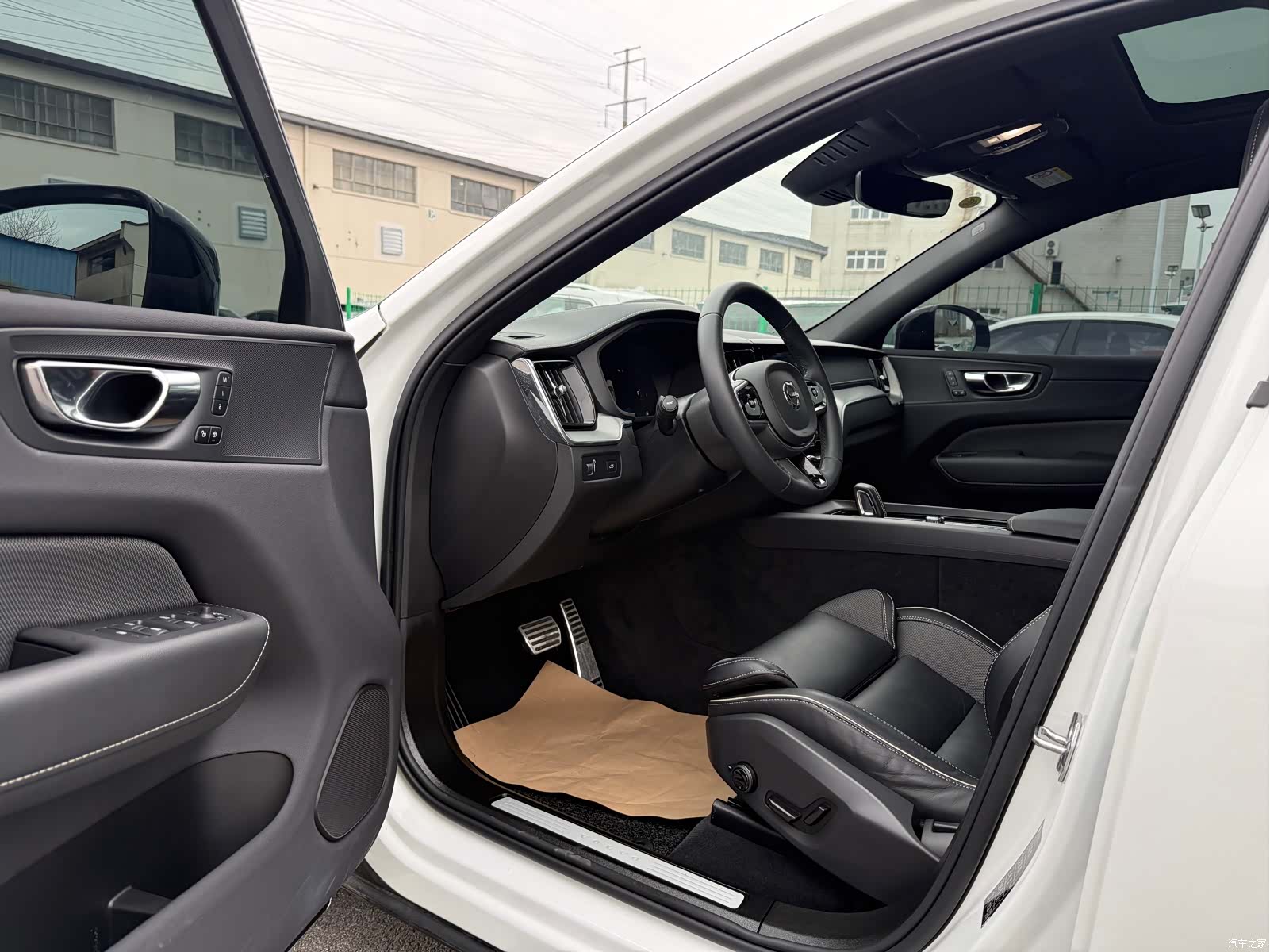 Volvo XC60, 2022 17