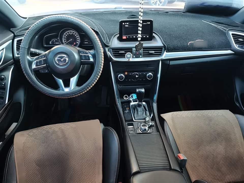 Mazda CX-4
