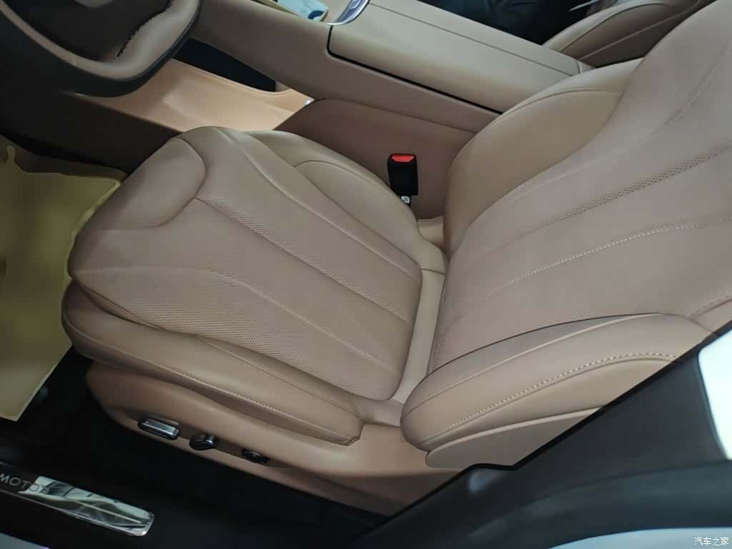 Leapmotor C11, 2025 15