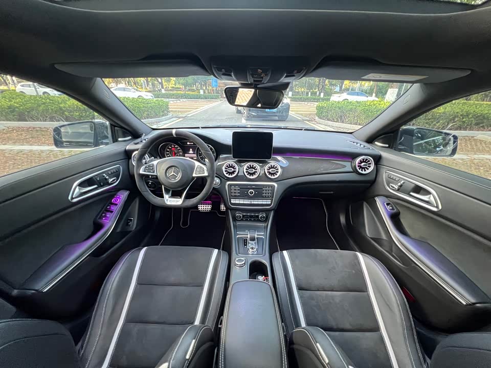 Mercedes-Benz CLA AMG