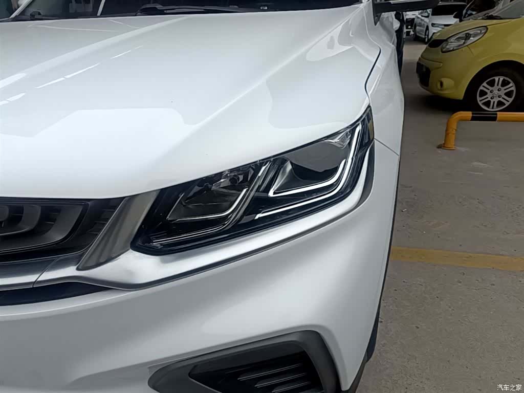 Geely Coolray, 2020 24