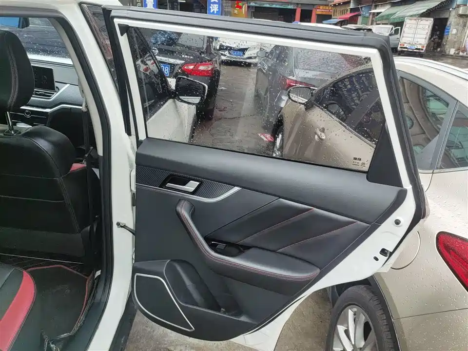 Venucia T60 Venucia T60
