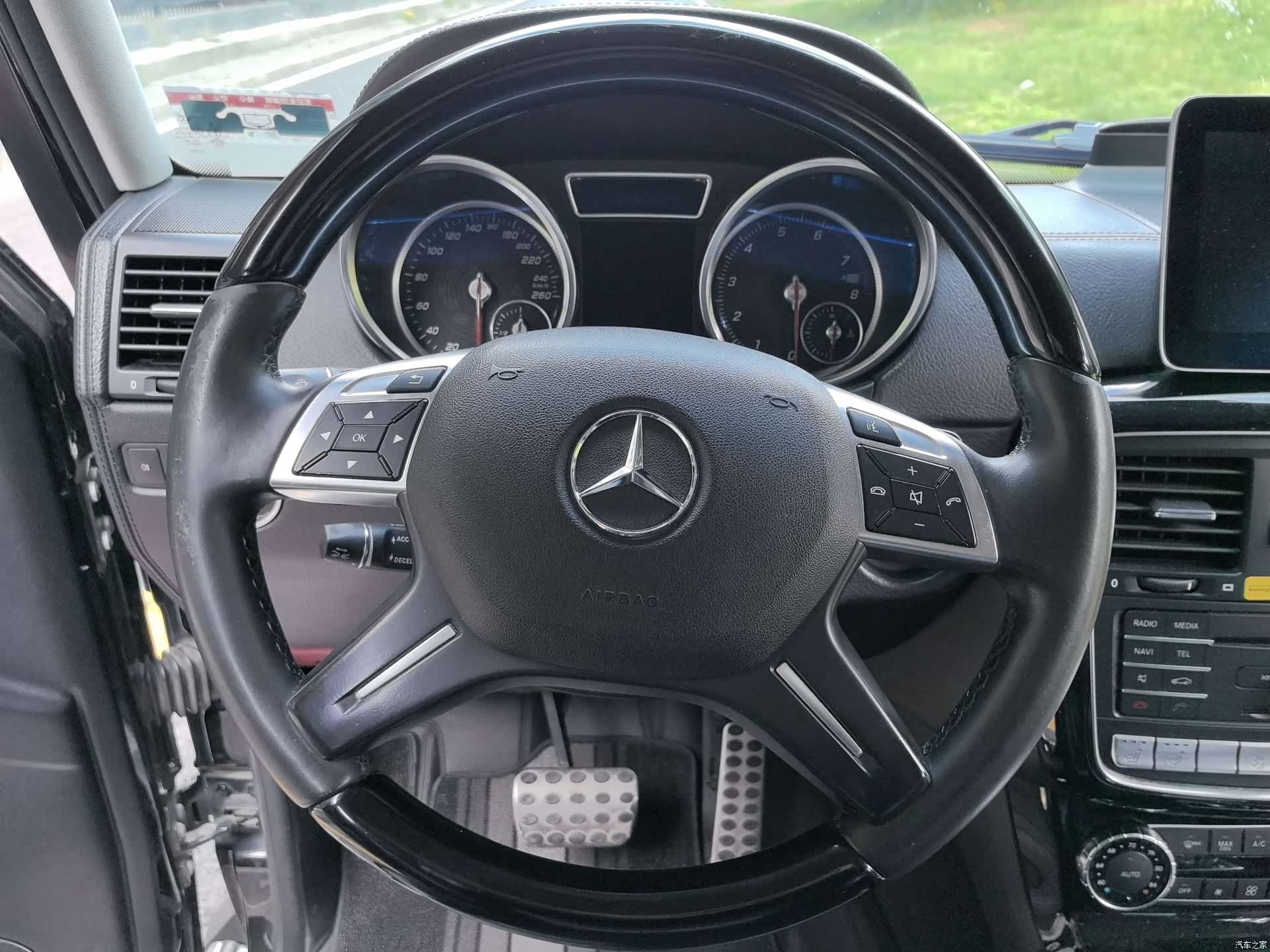 Mercedes-Benz G-Class, 2018 14