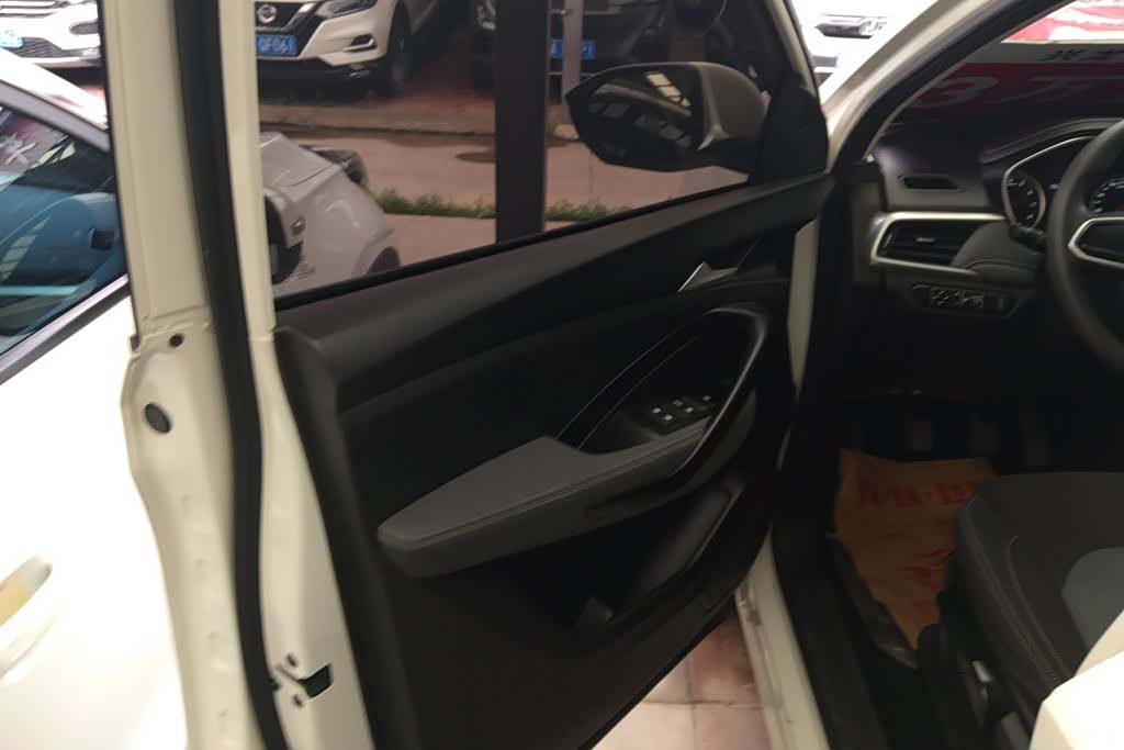Wuling 530, 2019 7