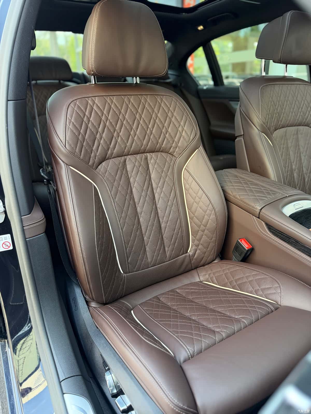 BMW 7 Series, 2020 14