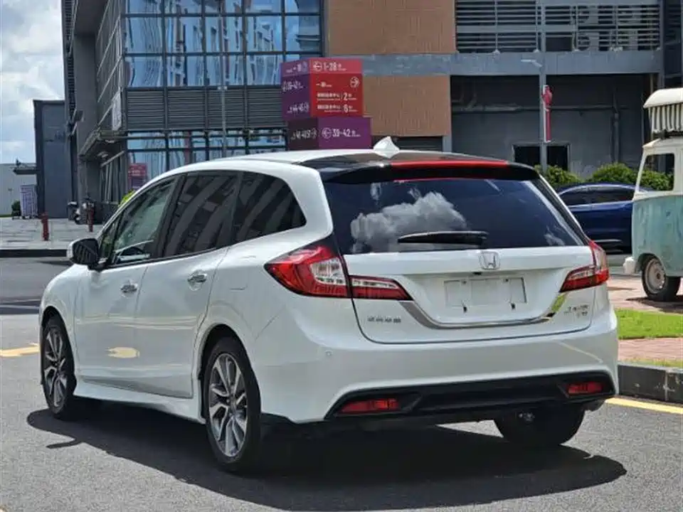 Honda Jade