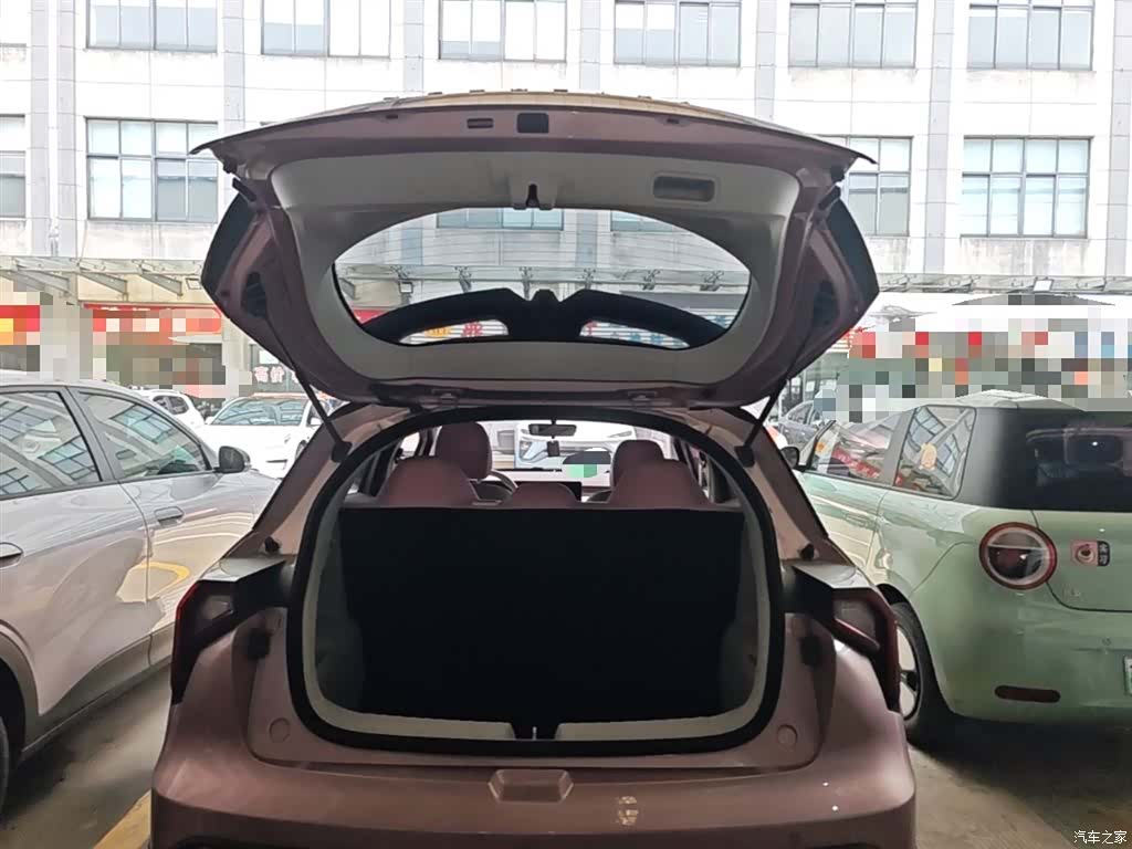 Geely E, 2023 18