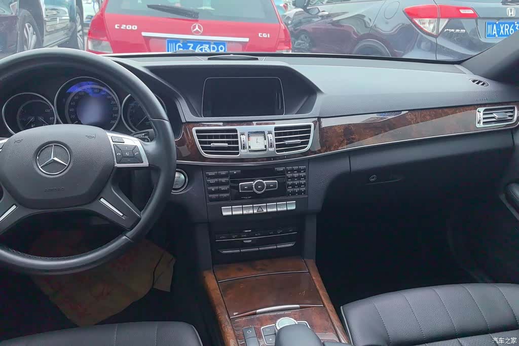 Mercedes-Benz E-Class, 2014 13