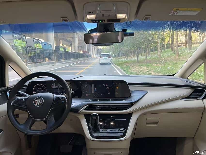 Buick GL8, 2023 11