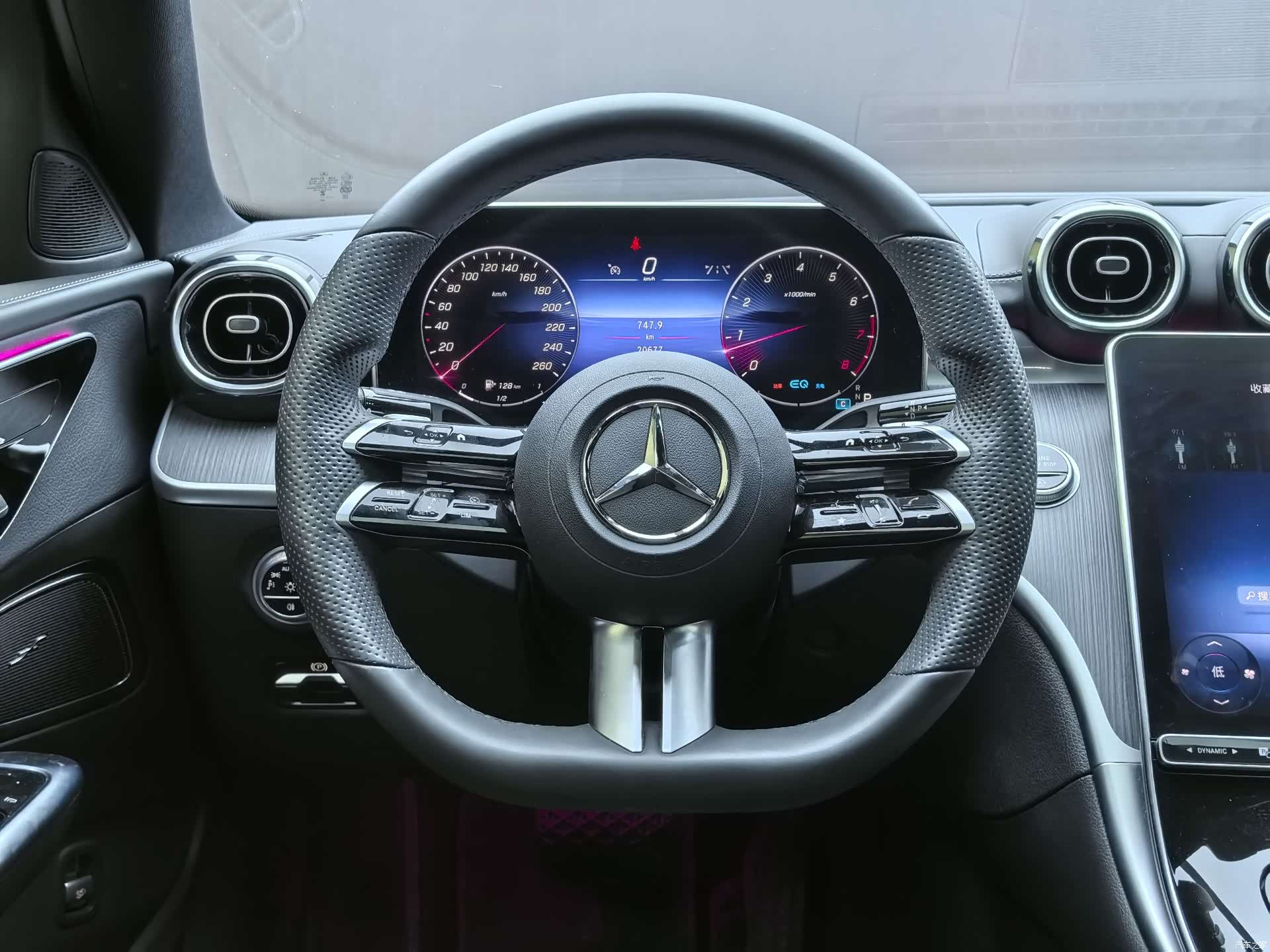 Mercedes-Benz C-Class, 2022 21