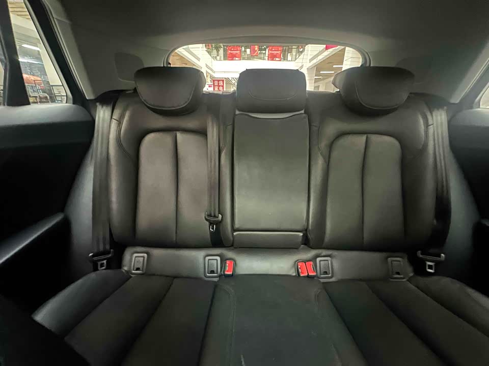 Audi Q2L Audi Q2L