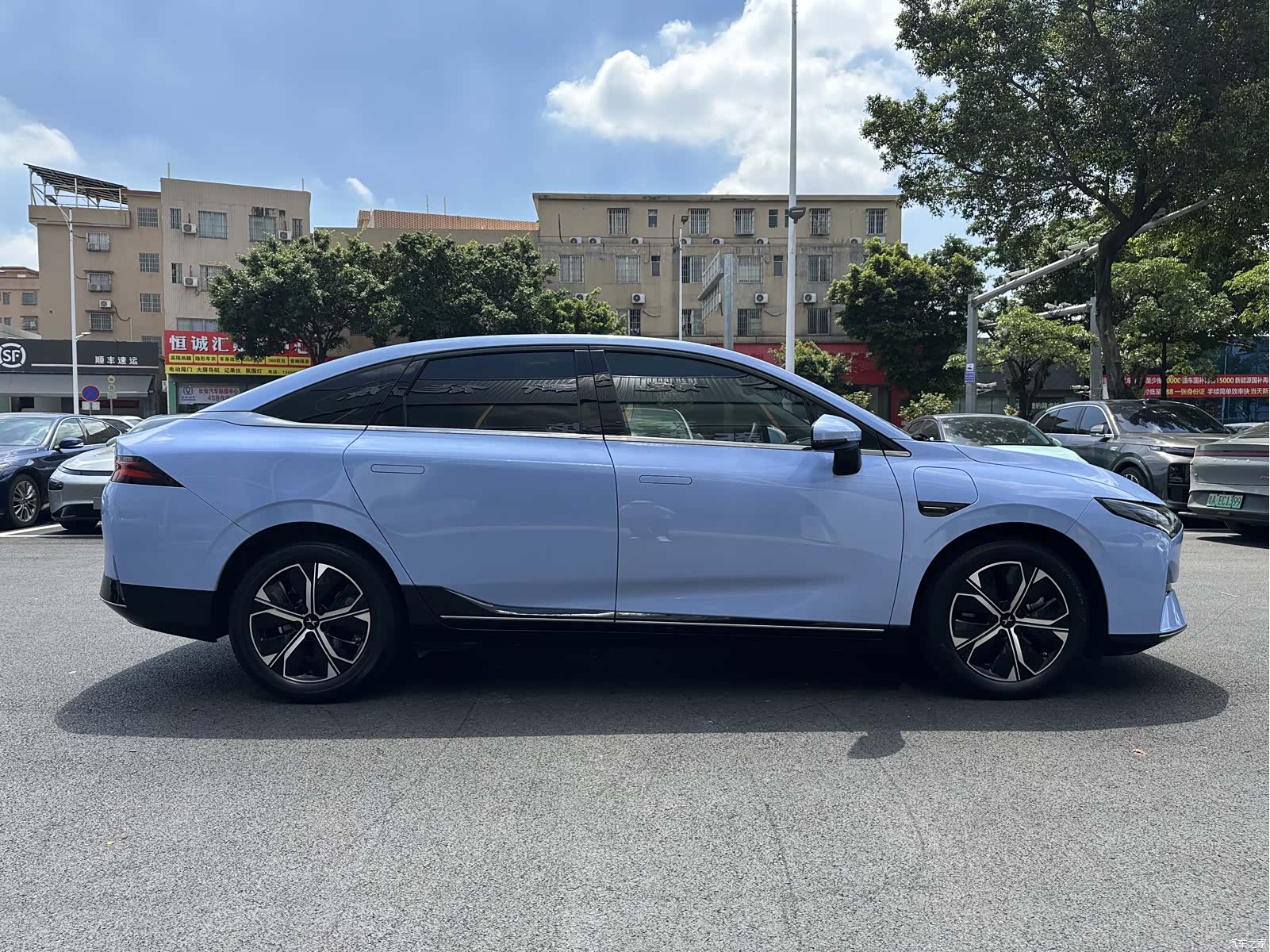 Xpeng P5, 2022 8