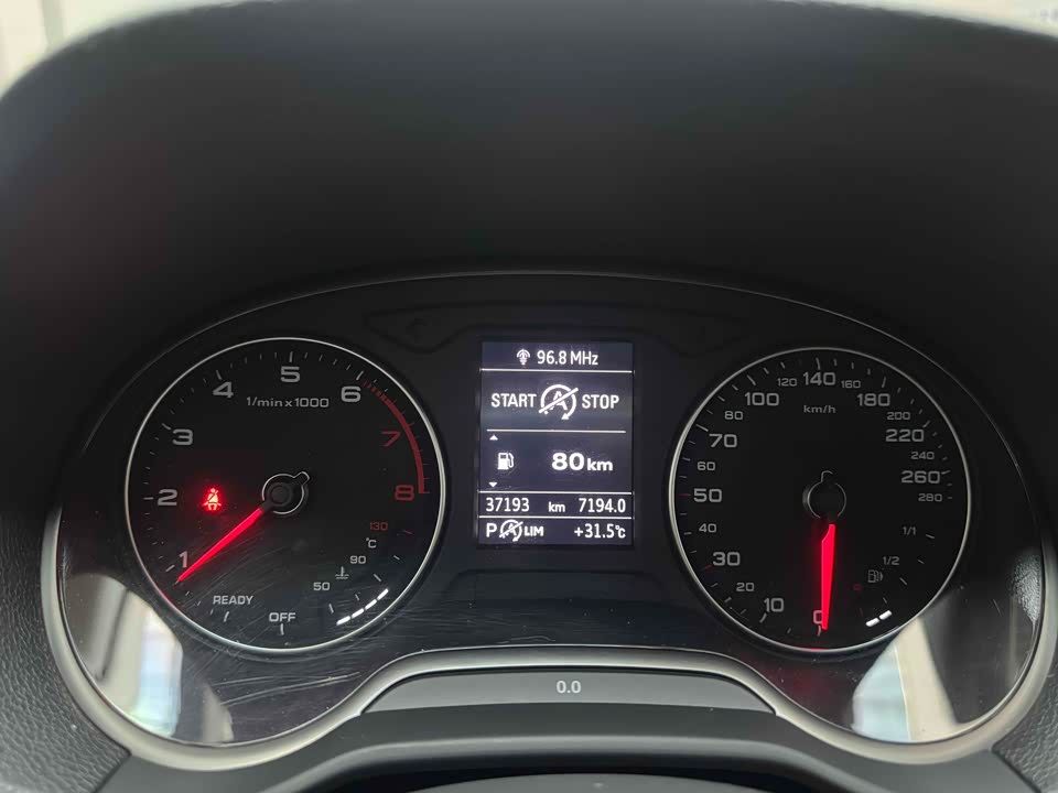 Audi Q2L Audi Q2L