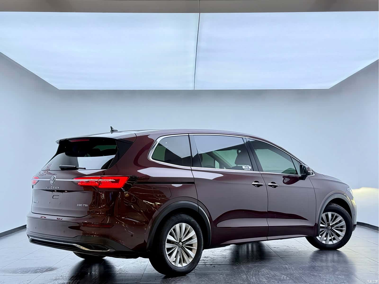 Volkswagen Viloran, 2021 3