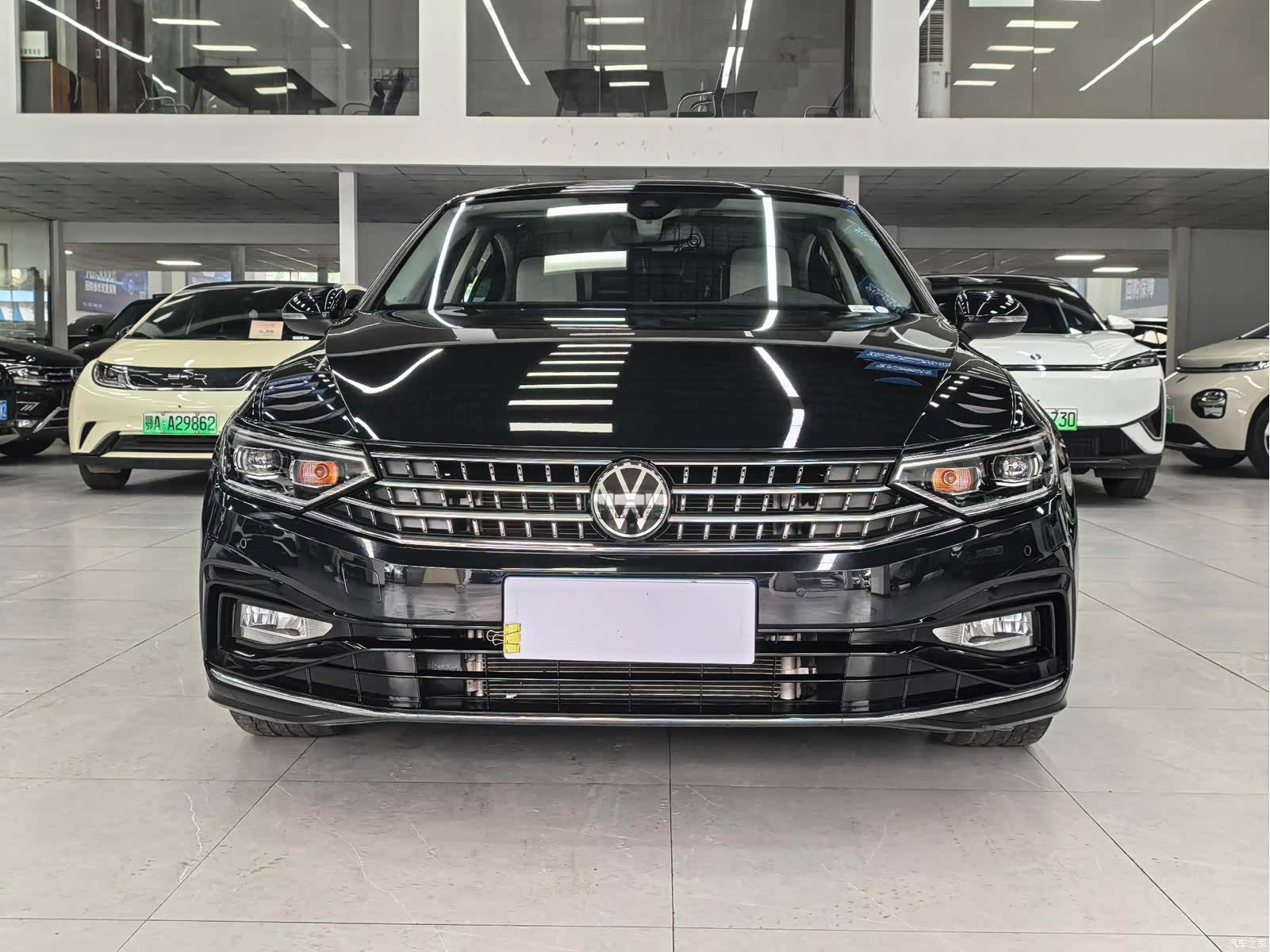 Volkswagen Magotan, 2023 2