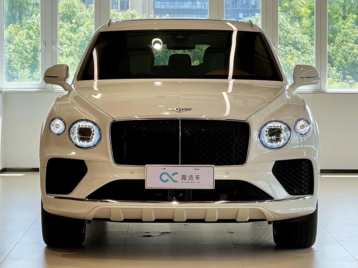 Bentley Bentayga, 2025 2