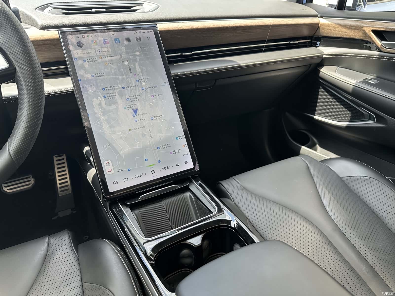Xpeng P5, 2022 20