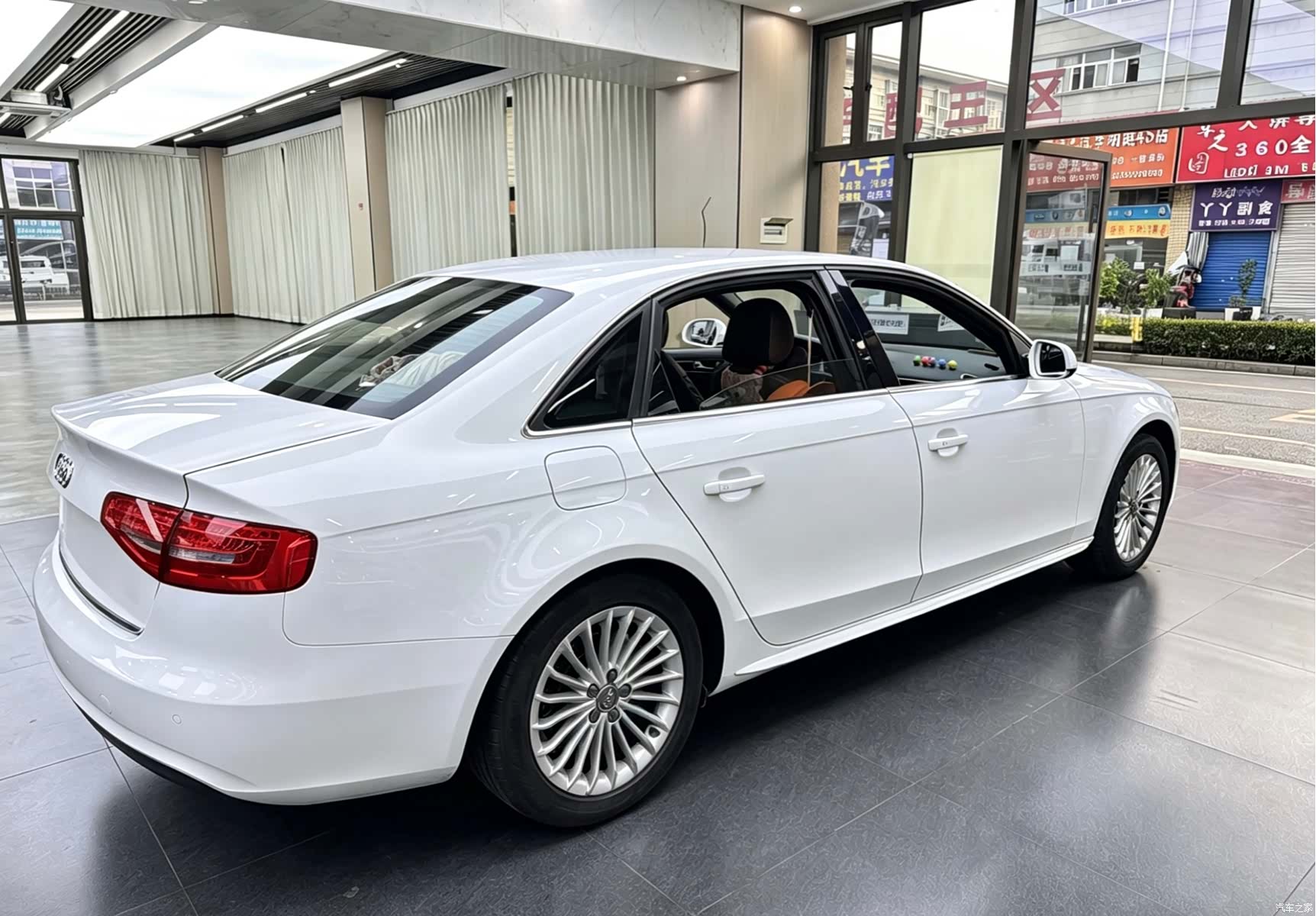 Audi A4L, 2015 9