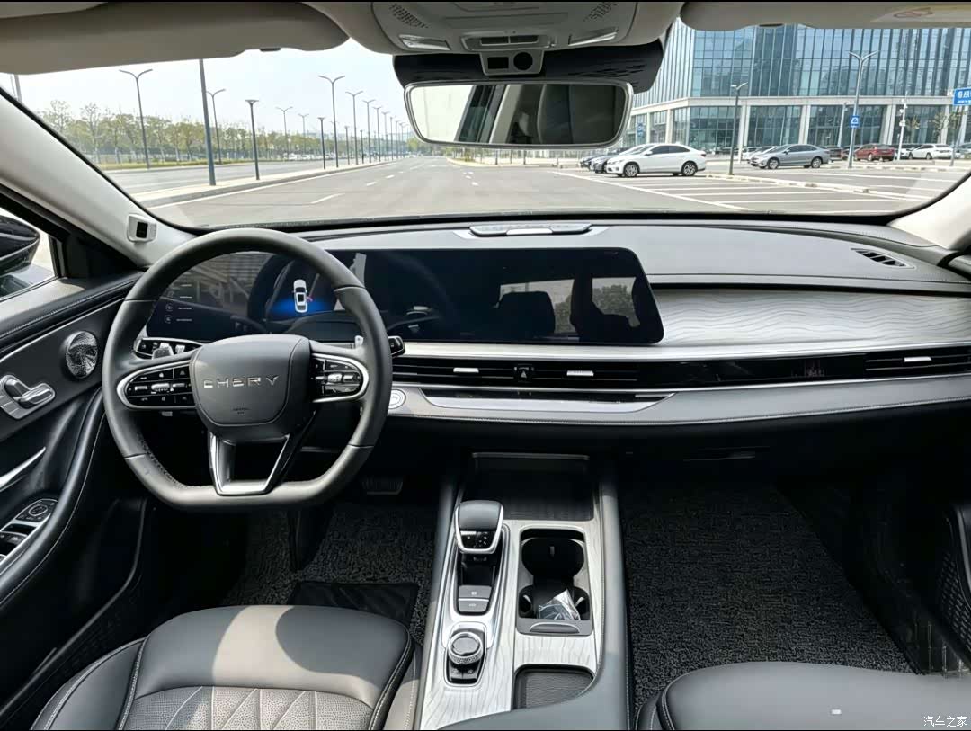 Chery Arrizo 8, 2022 14