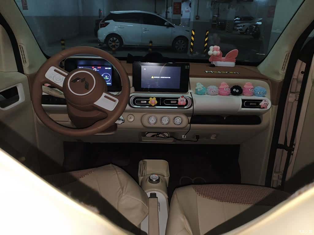 Wuling MINIEV, 2024 6