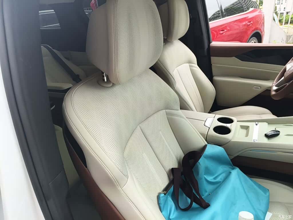 BYD Xia, 2025 25