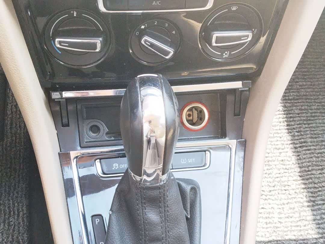 Volkswagen Bora, 2014 17