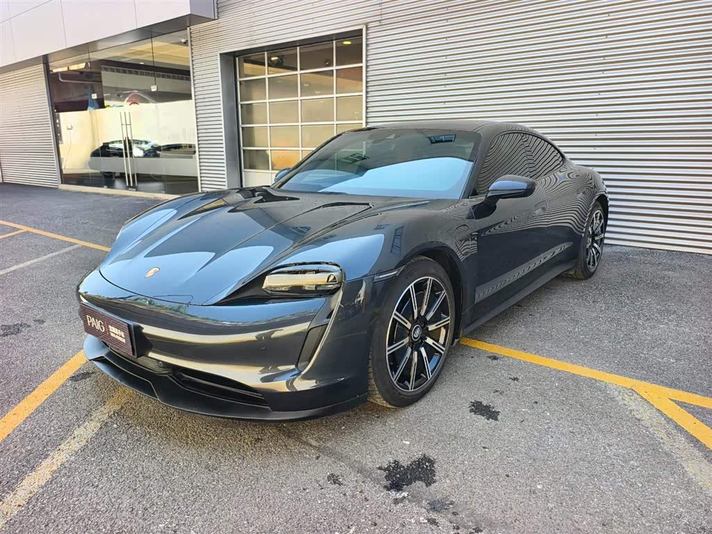 Porsche Taycan