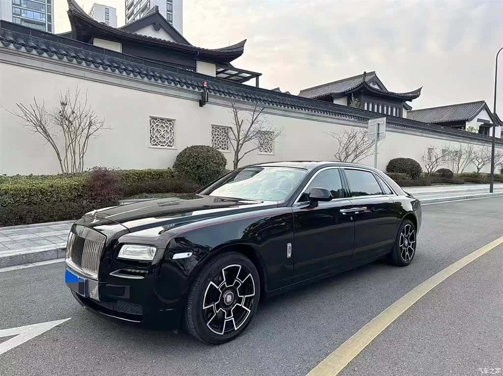 Rolls-Royce Ghost, 2013 1