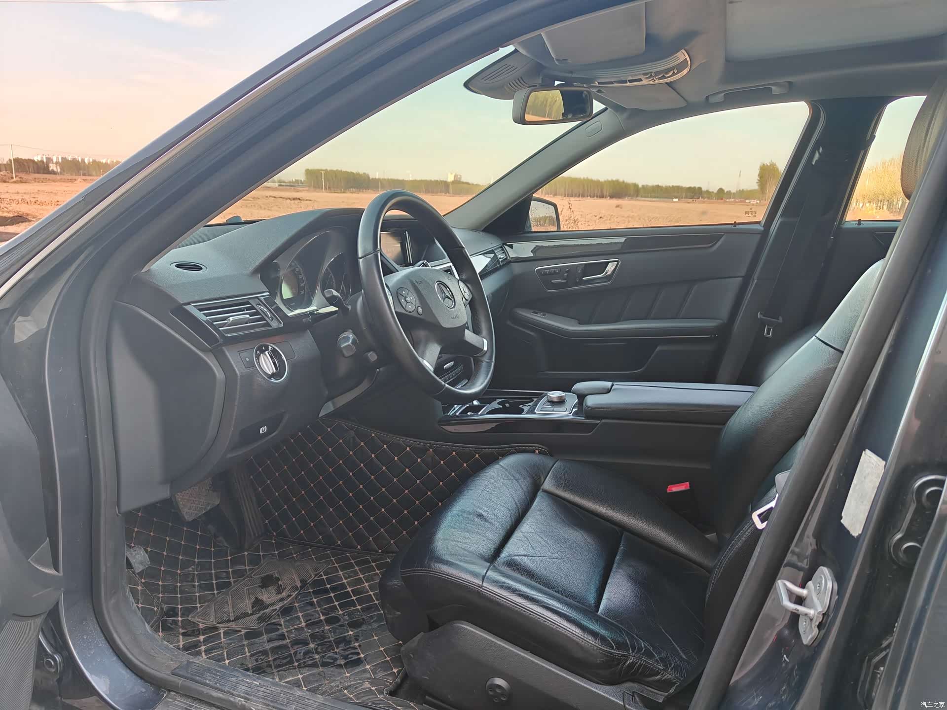 Mercedes-Benz E-Class, 2012 7