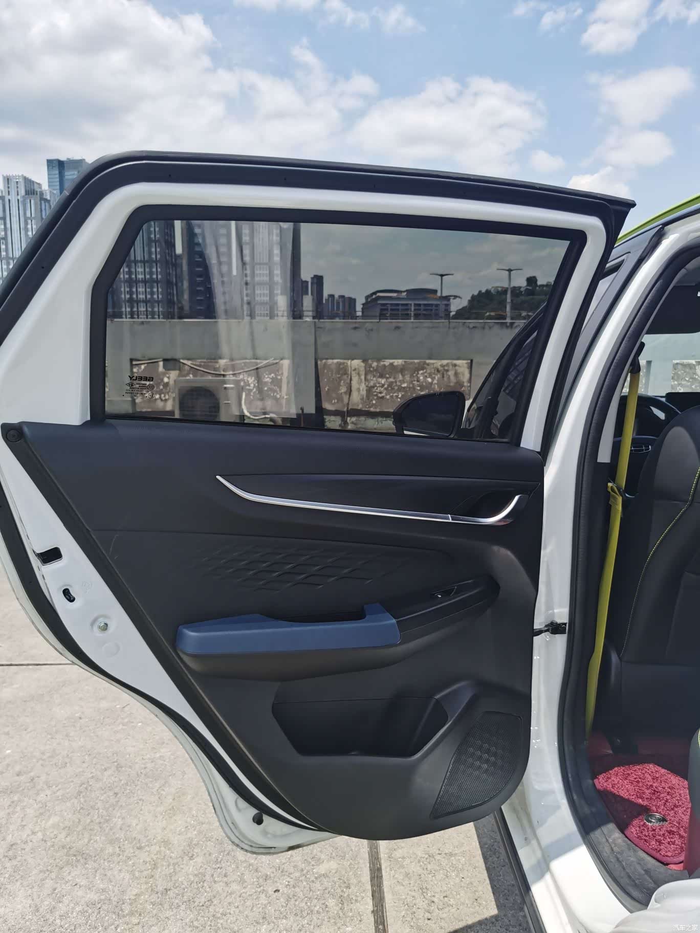 Geely EX3, 2022 10