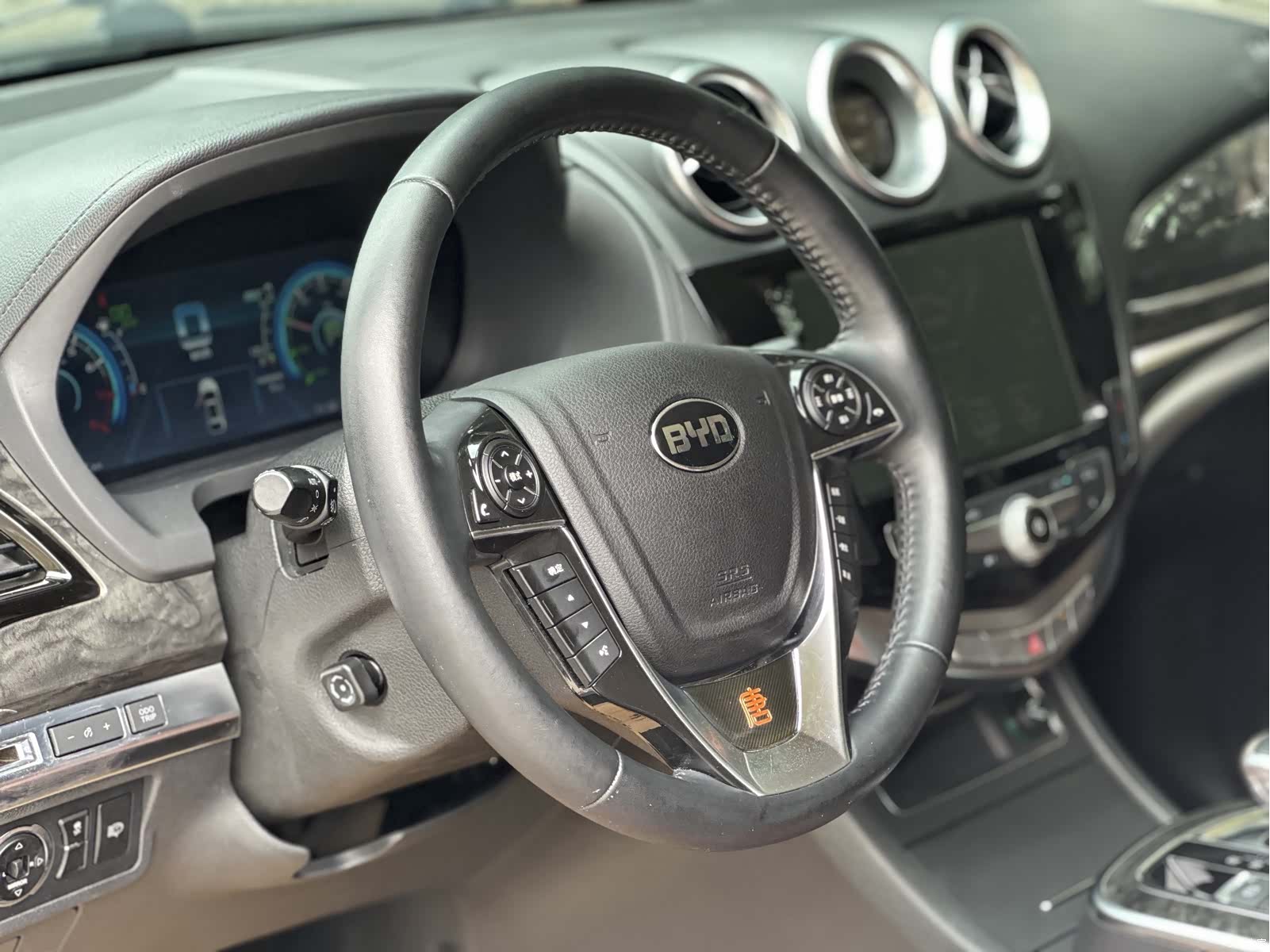 BYD Tang, 2016 26