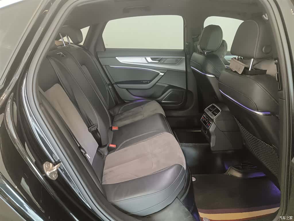 Audi A6L, 2021 8