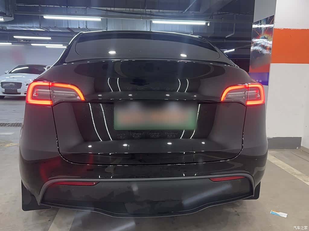 Tesla Model Y, 2022 6