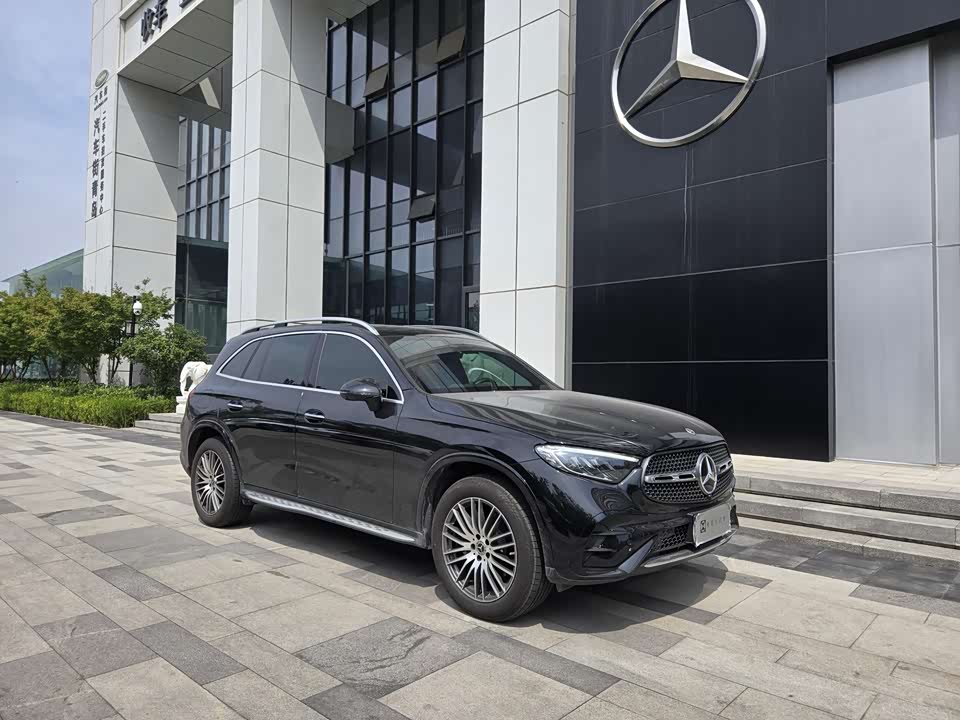 Mercedes-Benz GLC Mercedes-Benz GLC