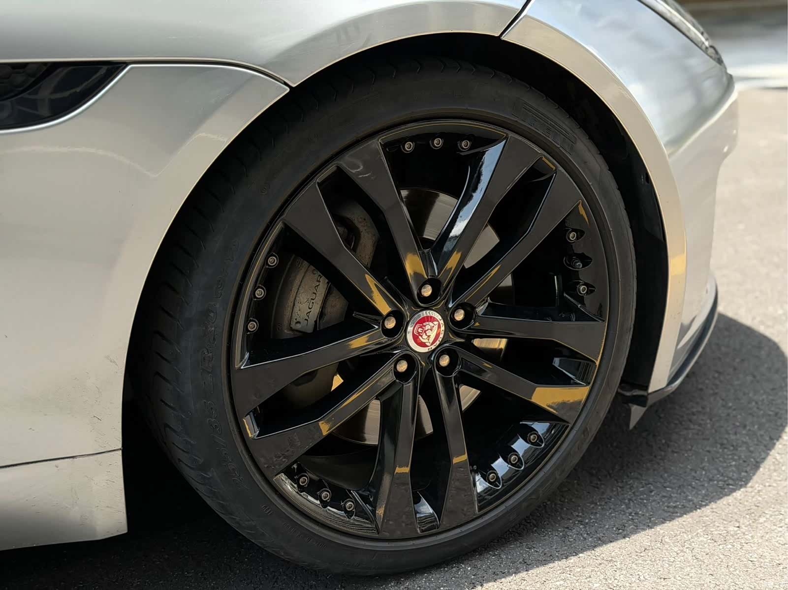 Jaguar F-TYPE, 2019 4