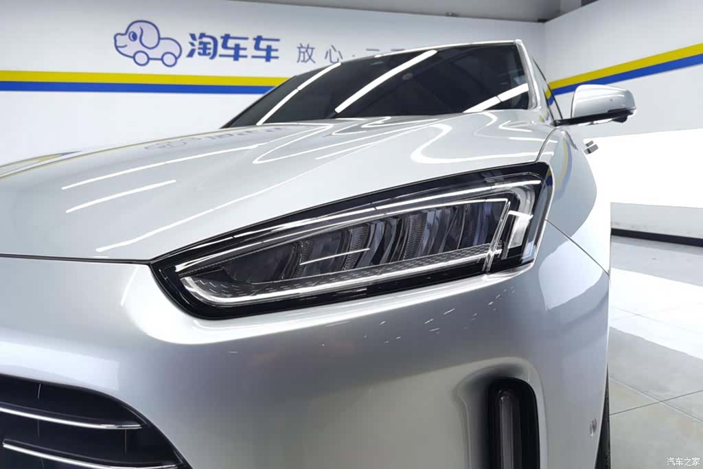 AITO M5, 2022 все фото