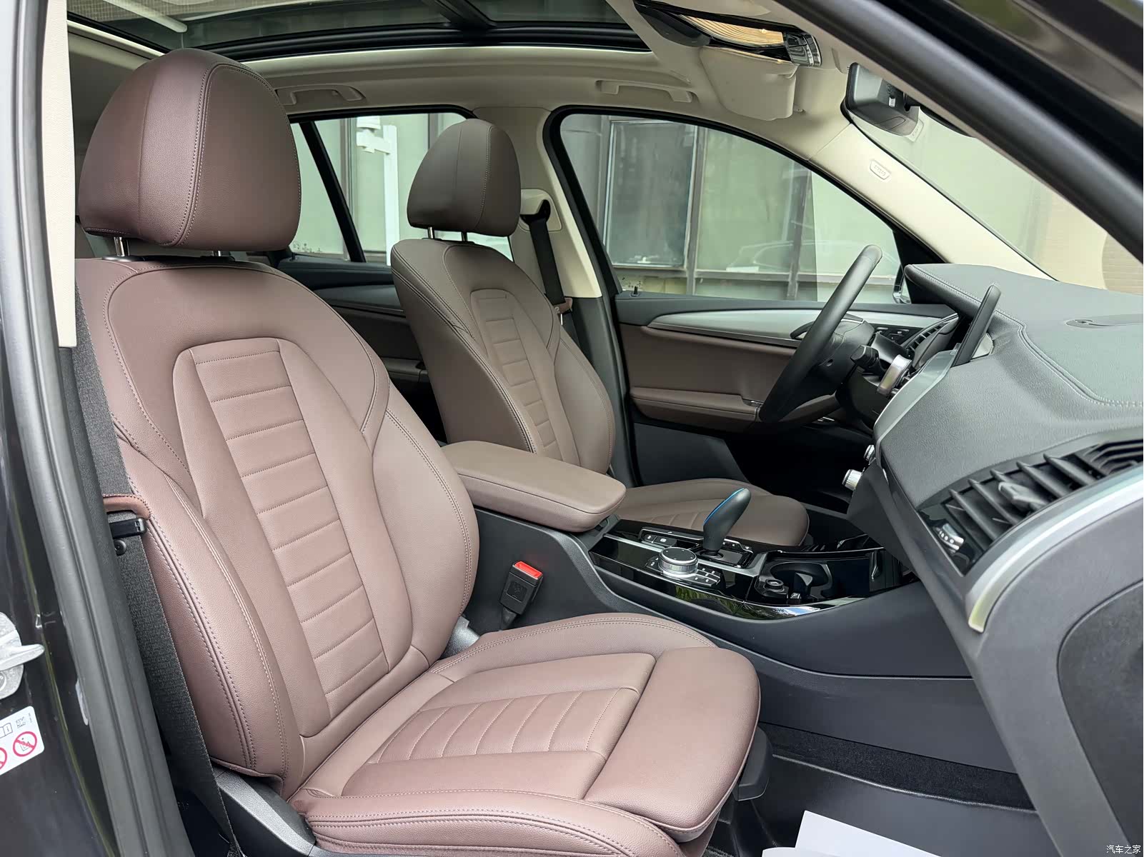 BMW iX3, 2021 11