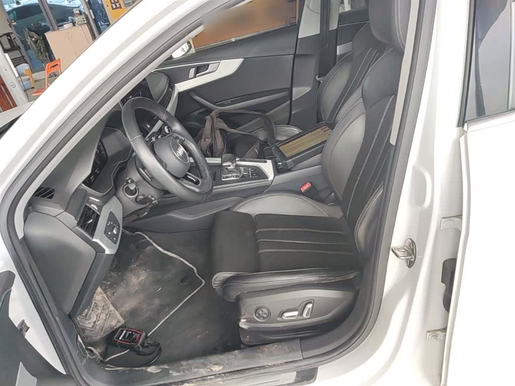Audi A4L, 2024 15
