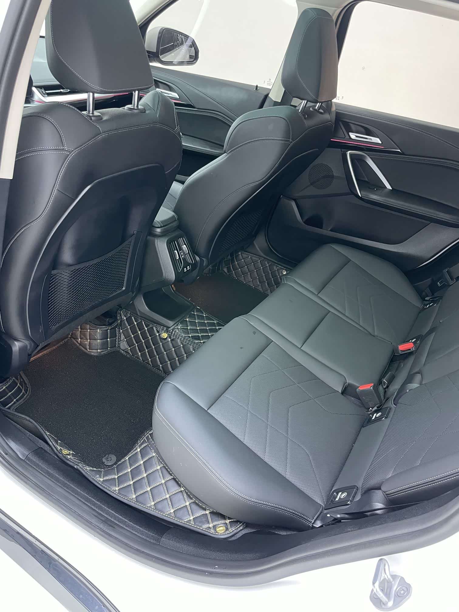 BMW X1, 2024 21