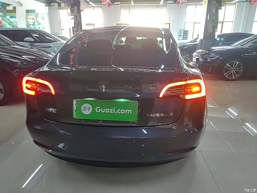 Tesla Model 3, 2020 6