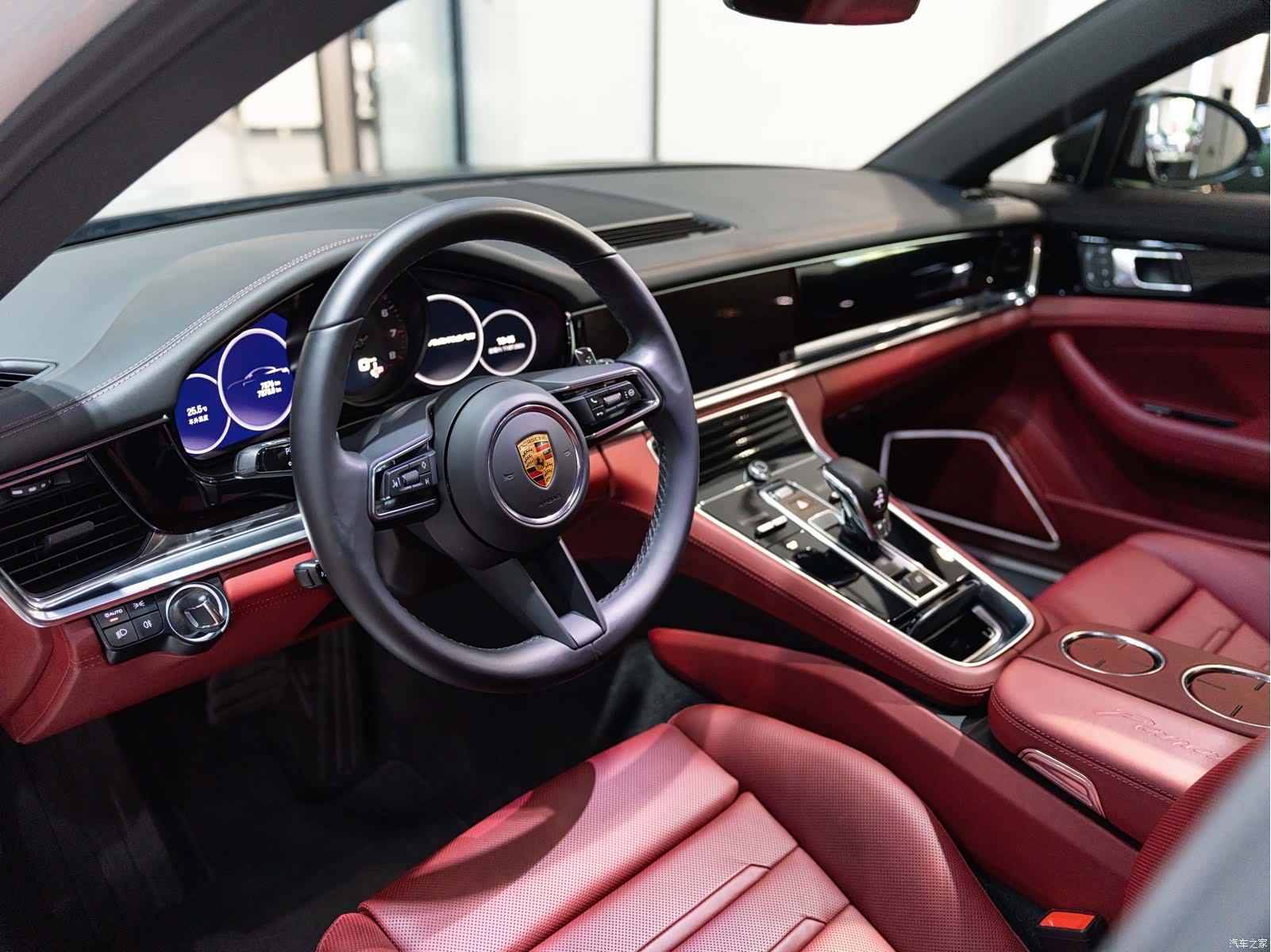 Porsche Panamera, 2022 13