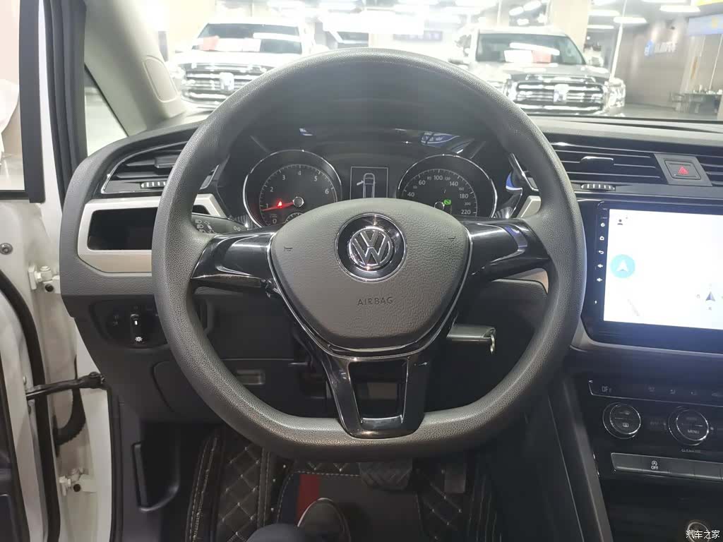Volkswagen L, 2016 7