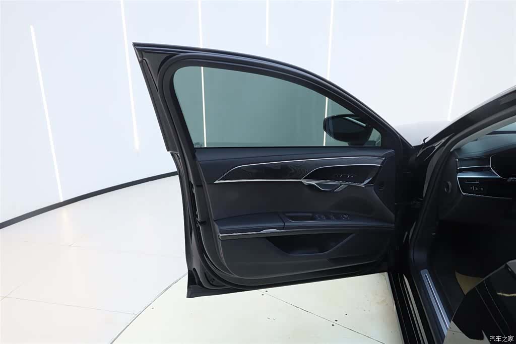 Audi A8L, 2024 16