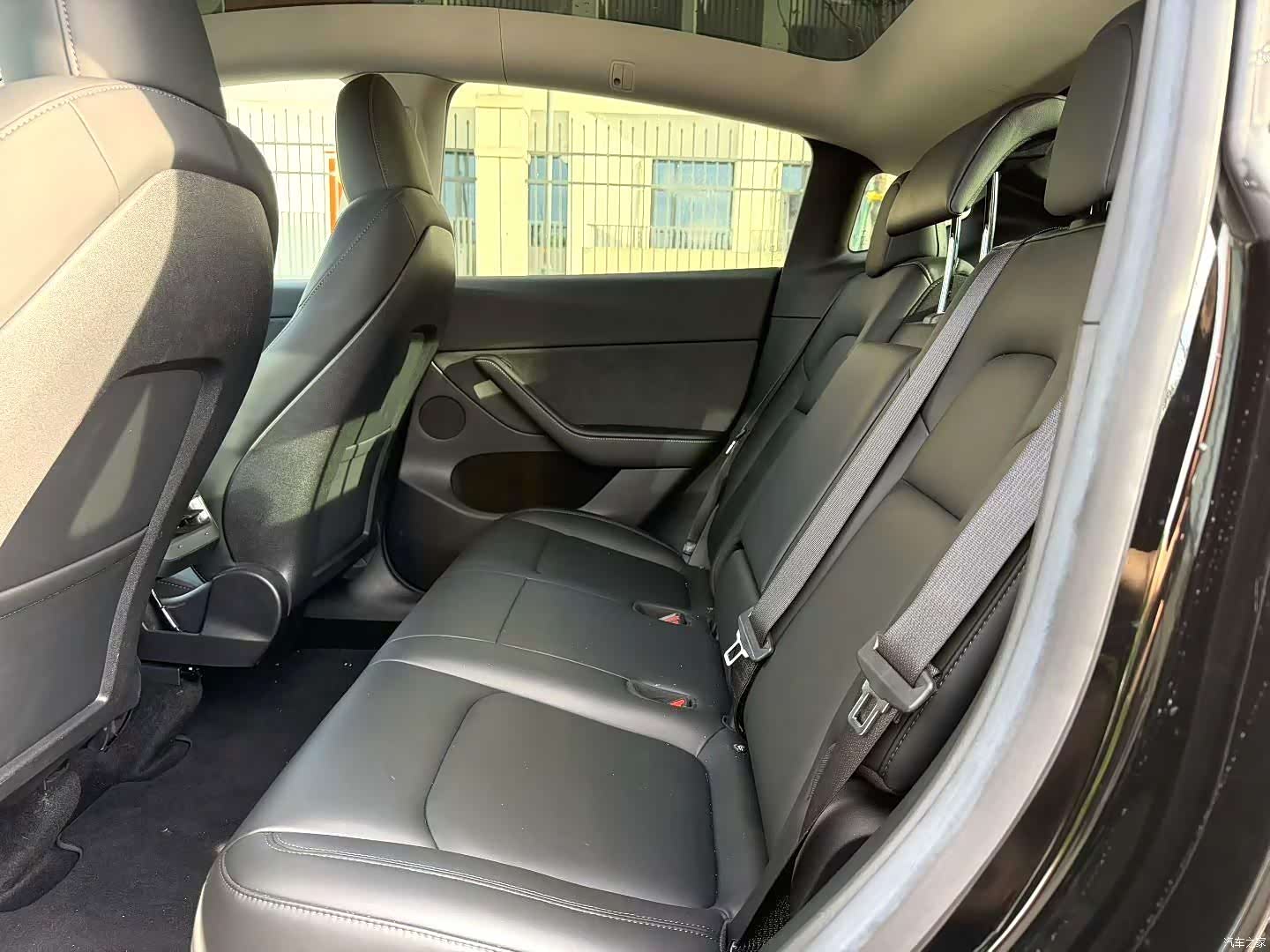 Tesla Model Y, 2021 6