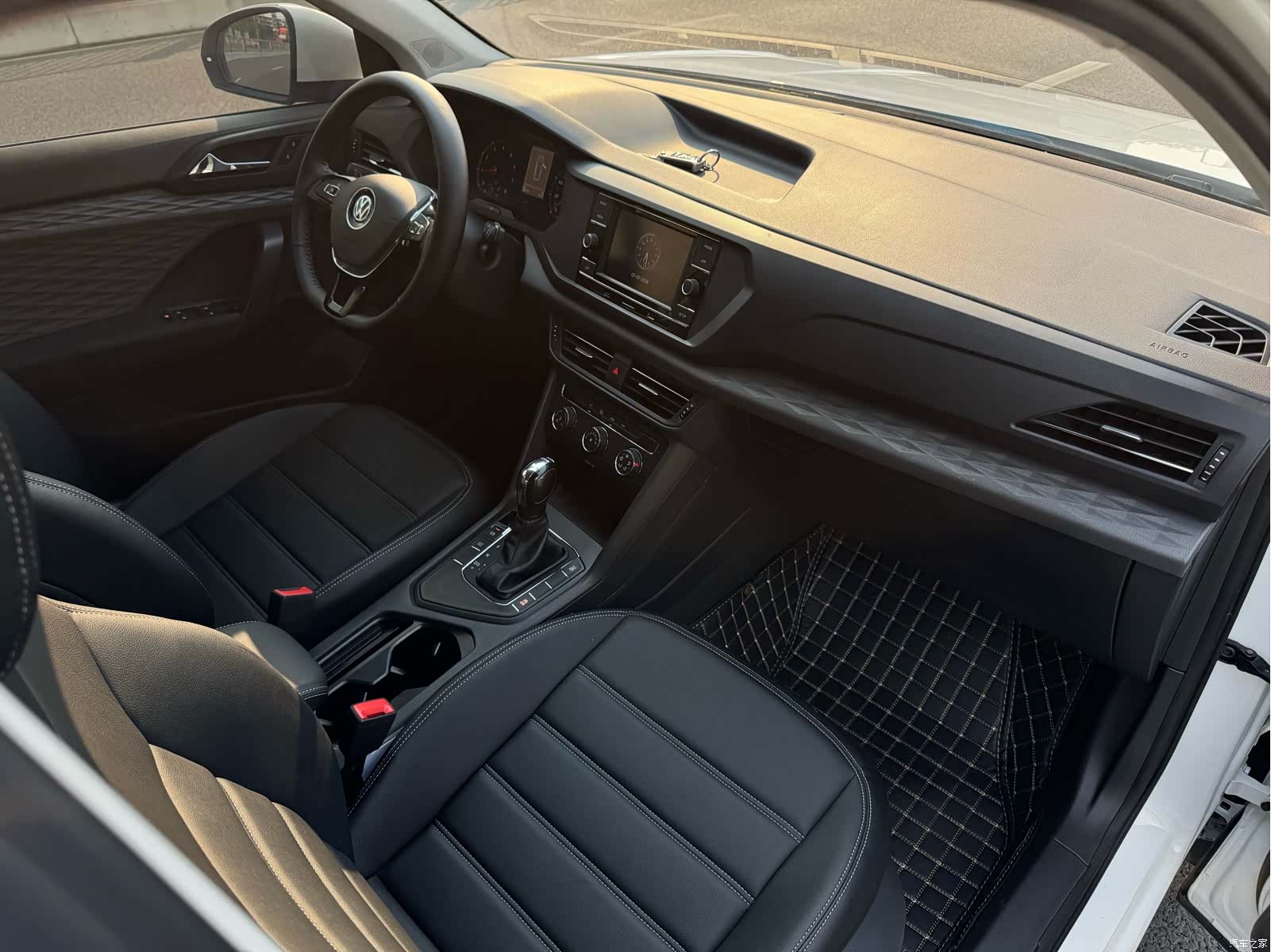 Volkswagen Tharu, 2020 10