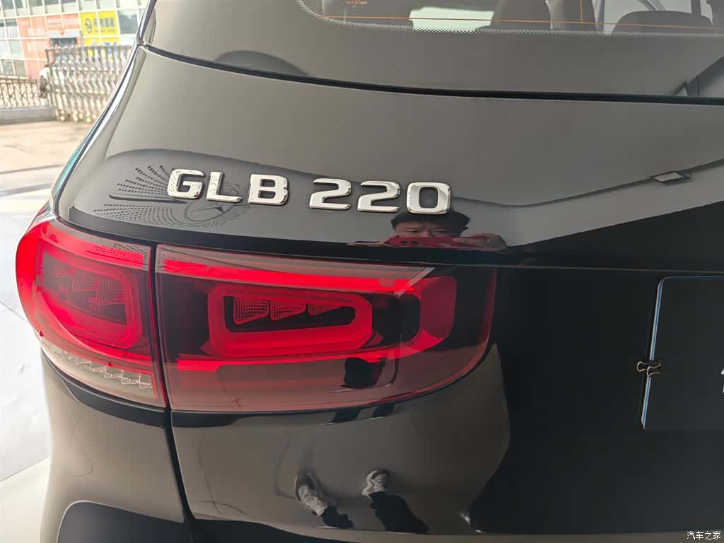 Mercedes-Benz GLB, 2023 6