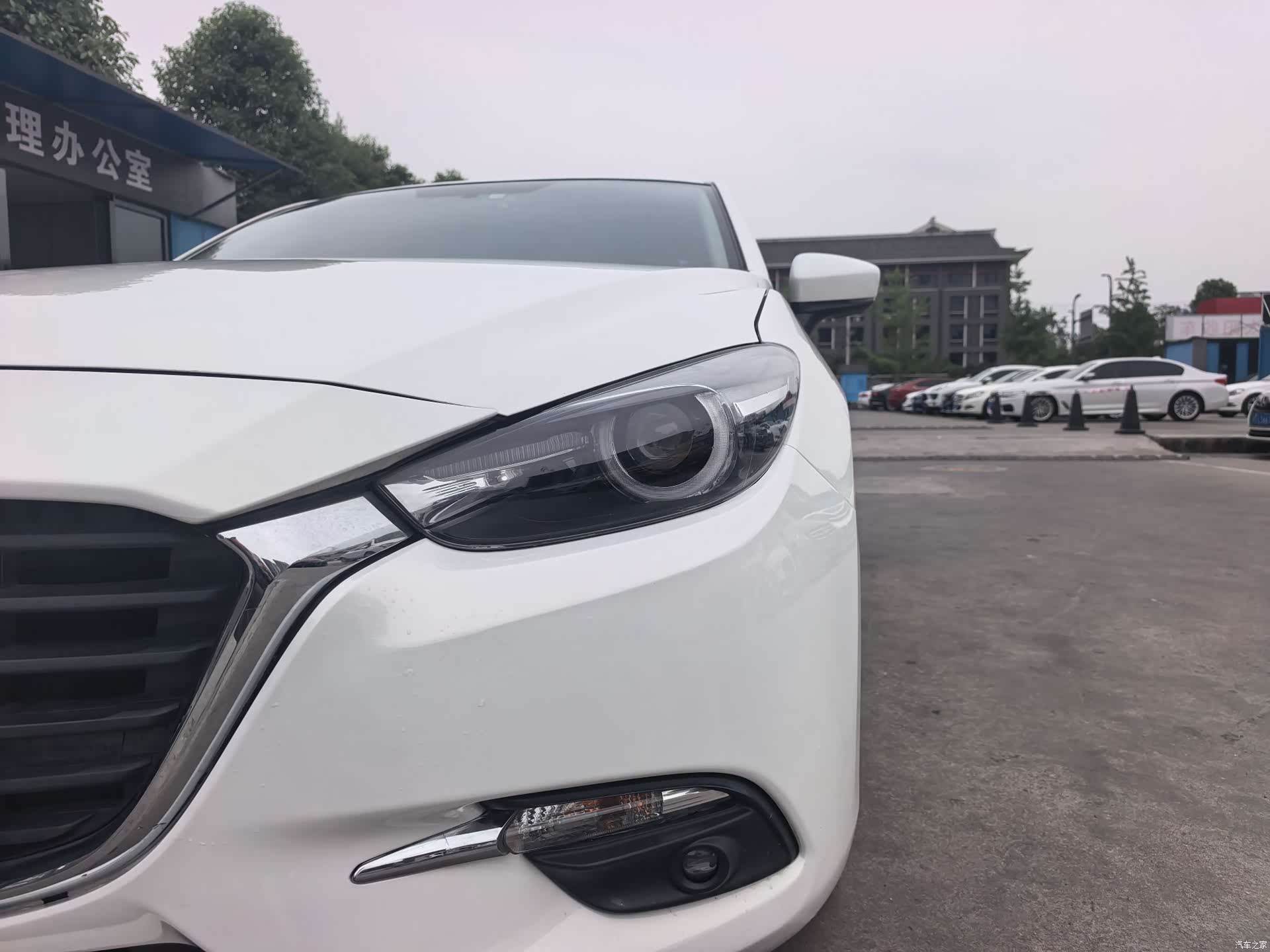 Mazda Mazda3, 2017 9