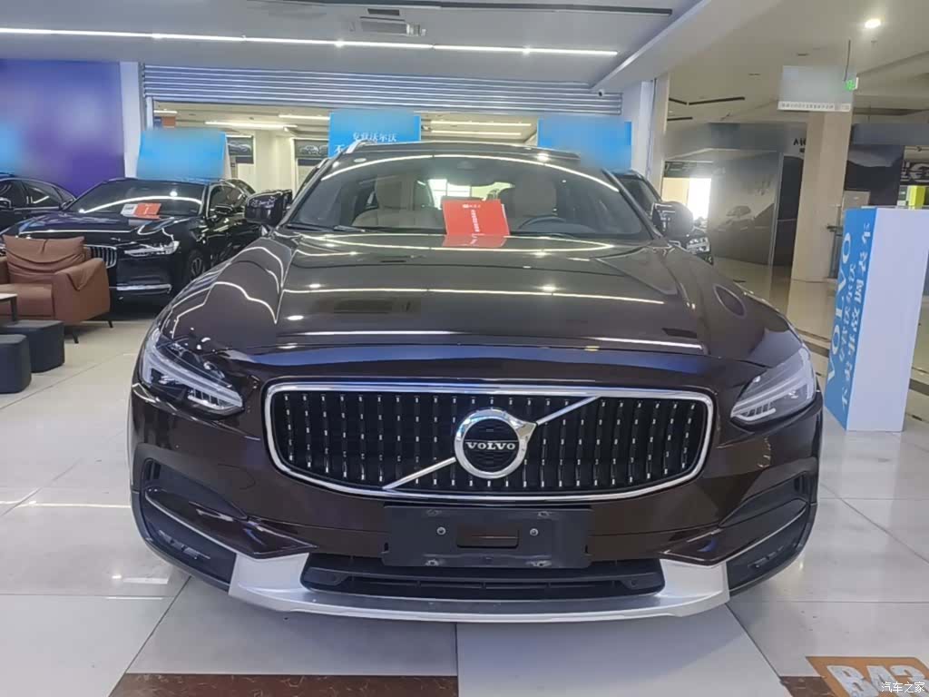 Volvo V90, 2019 3