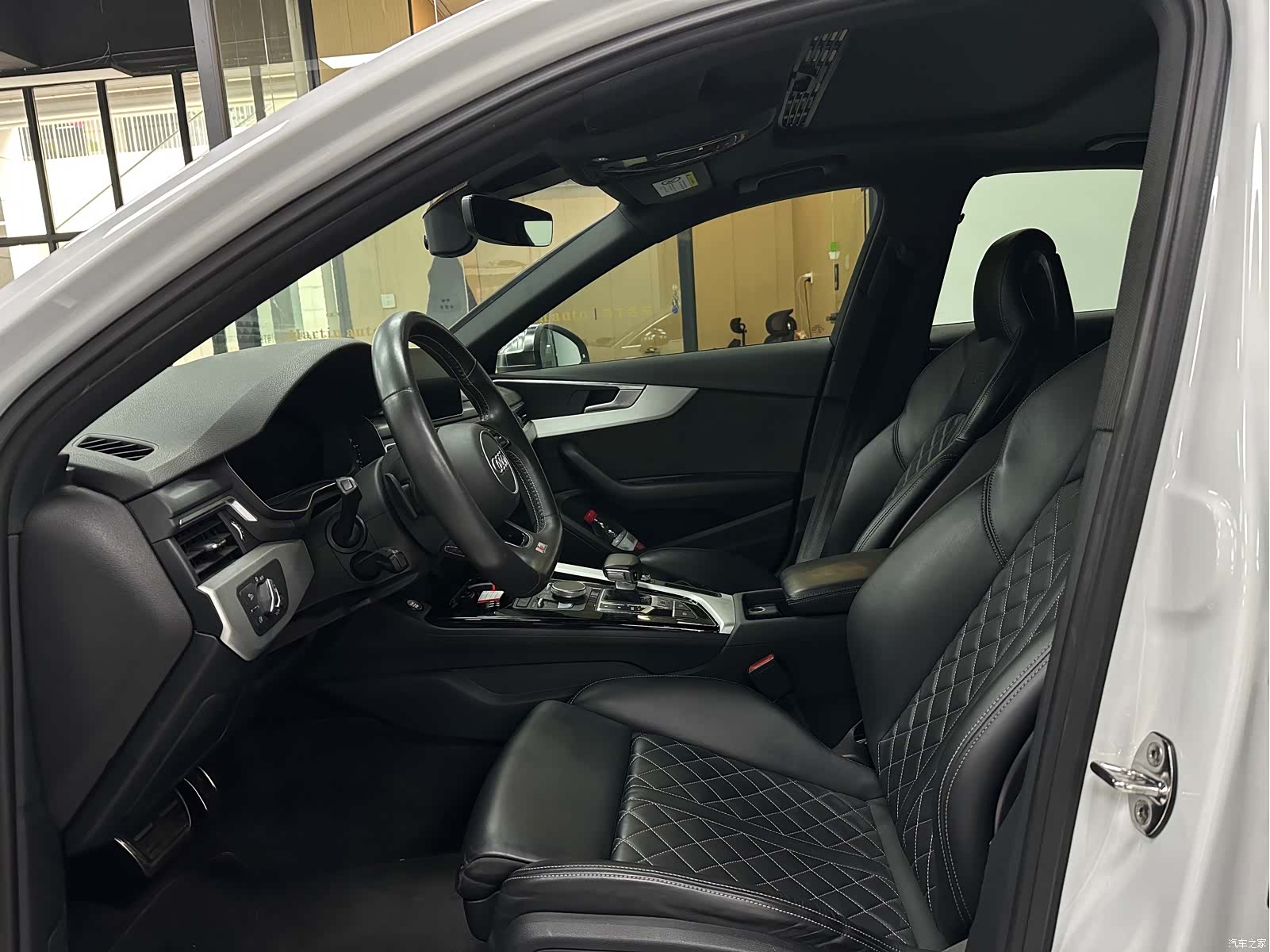 Audi S4, 2019 все фото